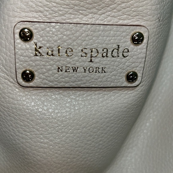 Kate spade ivory/off white hobo bag - Picture 2 of 16